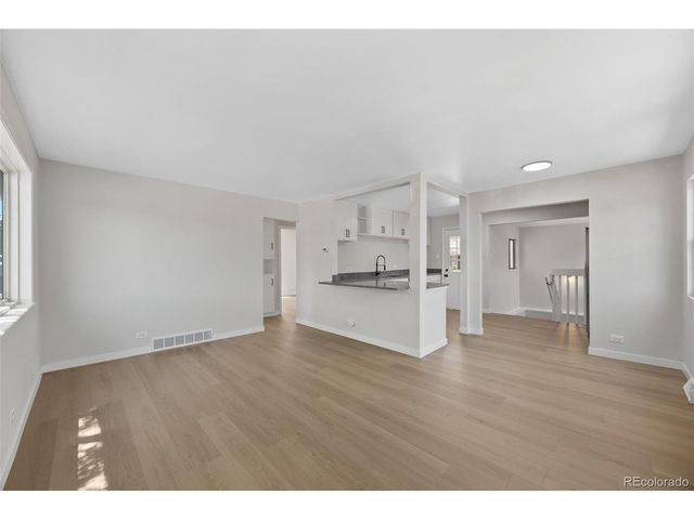 2355 W Hillside Ave, Englewood, CO 80110