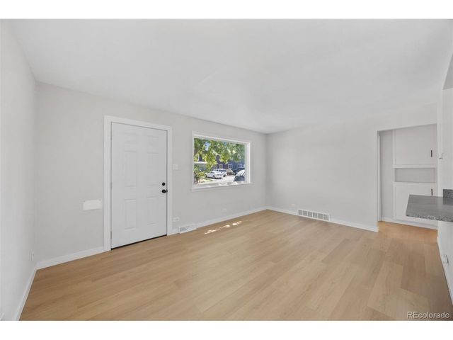 2355 W Hillside Ave, Englewood, CO 80110