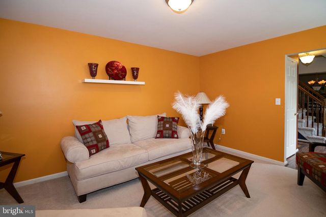 6 PEACEFUL COURT, Sicklerville, NJ 08081