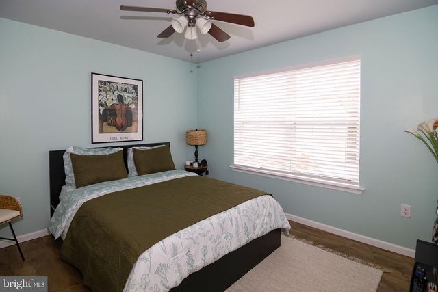 6 PEACEFUL COURT, Sicklerville, NJ 08081