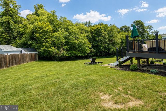 6 PEACEFUL COURT, Sicklerville, NJ 08081