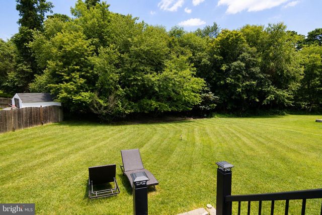 6 PEACEFUL COURT, Sicklerville, NJ 08081