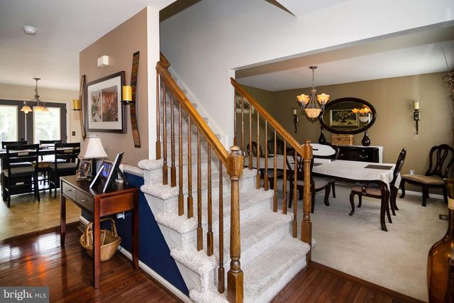 6 PEACEFUL COURT, Sicklerville, NJ 08081