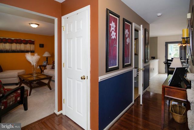 6 PEACEFUL COURT, Sicklerville, NJ 08081