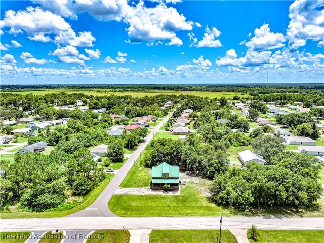 4133 Garienda Avenue, Sebring, FL 33872