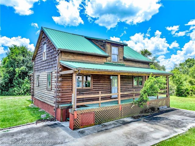 4133 Garienda Avenue, Sebring, FL 33872