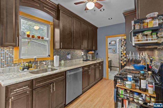 274 Warren Street, Lyndhurst, NJ 07071