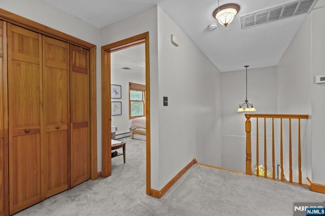 274 Warren Street, Lyndhurst, NJ 07071