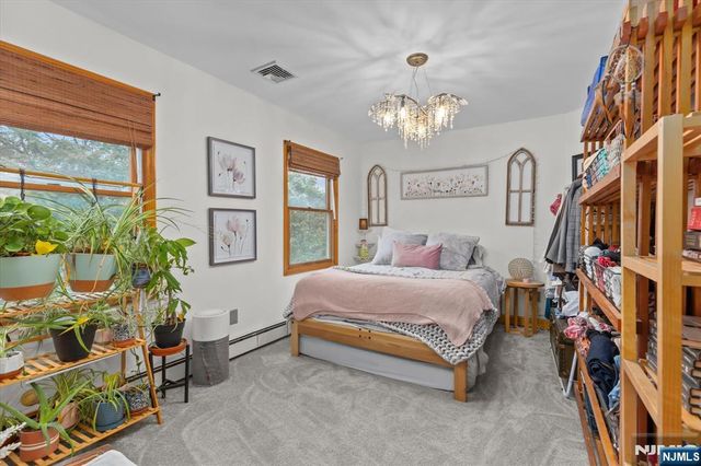 274 Warren Street, Lyndhurst, NJ 07071