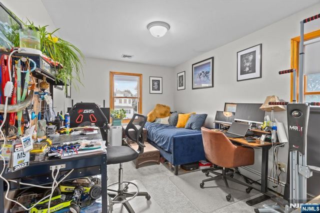 274 Warren Street, Lyndhurst, NJ 07071