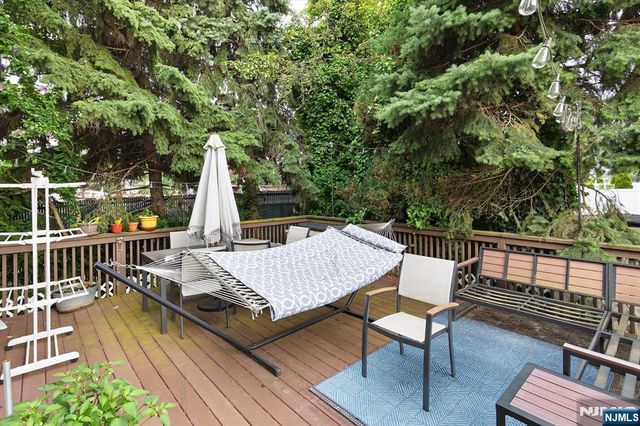 274 Warren Street, Lyndhurst, NJ 07071