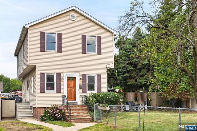 274 Warren Street, Lyndhurst, NJ 07071