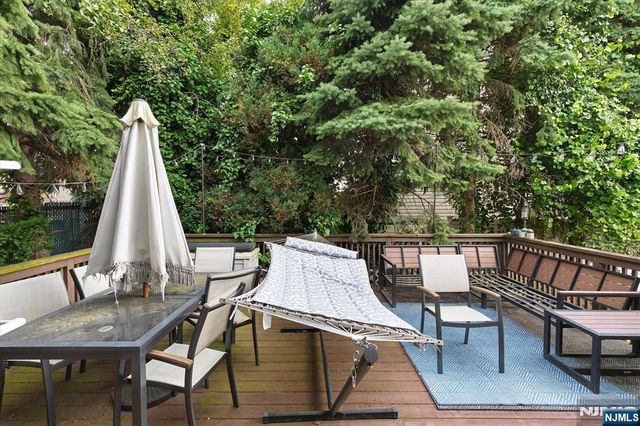 274 Warren Street, Lyndhurst, NJ 07071