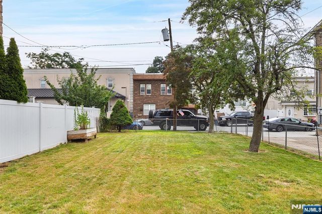 274 Warren Street, Lyndhurst, NJ 07071