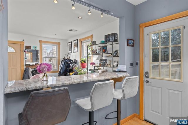 274 Warren Street, Lyndhurst, NJ 07071