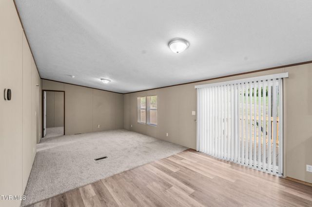 22002 Neal Rd, Abingdon, VA 24211