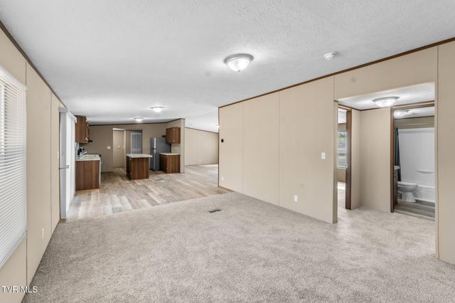22002 Neal Rd, Abingdon, VA 24211