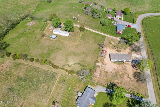 22002 Neal Rd, Abingdon, VA 24211