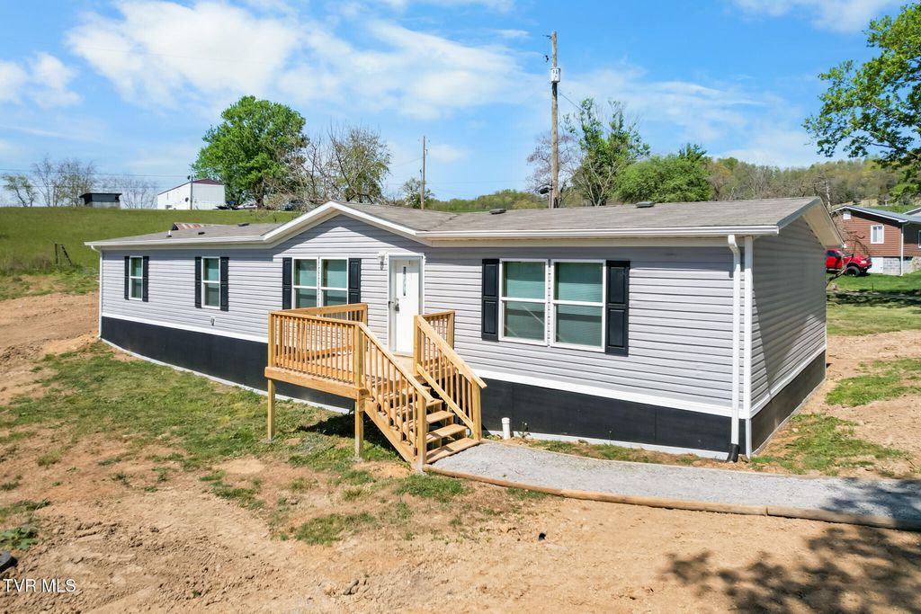 22002 Neal Rd, Abingdon, VA 24211