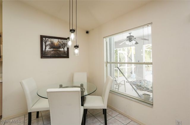 7775 Scarlet CT, Naples, FL 34104