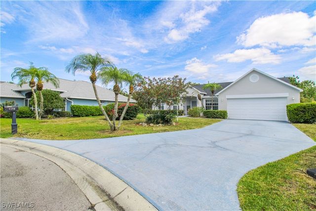 7775 Scarlet CT, Naples, FL 34104