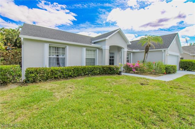 7775 Scarlet CT, Naples, FL 34104