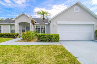 7775 Scarlet CT, Naples, FL 34104