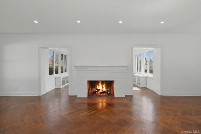 55 Stuyvesant Plaza, Mount Vernon, NY 10552