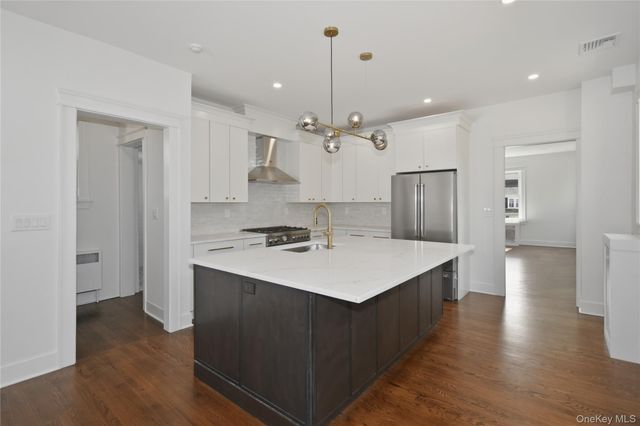 55 Stuyvesant Plaza, Mount Vernon, NY 10552