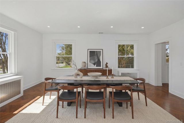 55 Stuyvesant Plaza, Mount Vernon, NY 10552