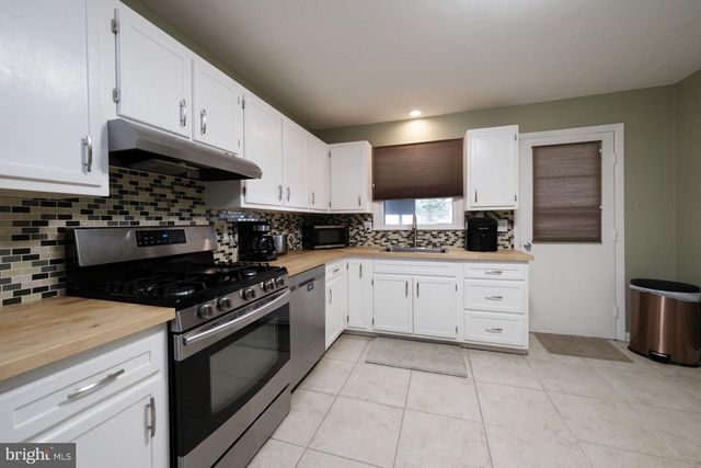 129 WERNERSVILLE BLVD, Wernersville, PA 19565