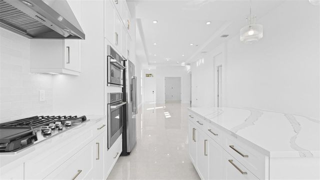 5066 Lido Key Lane, Westlake, FL 33470