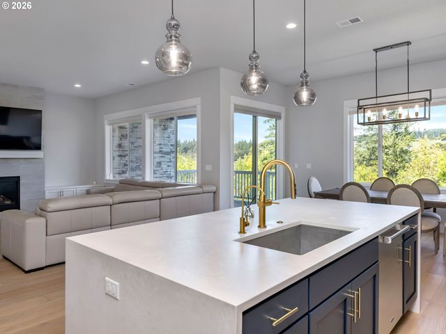 16059 Nw GOODERHAM St, Portland, OR 97229
