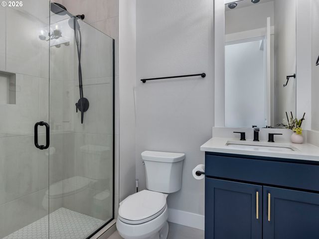 16059 Nw GOODERHAM St, Portland, OR 97229