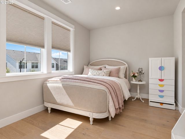 16059 Nw GOODERHAM St, Portland, OR 97229