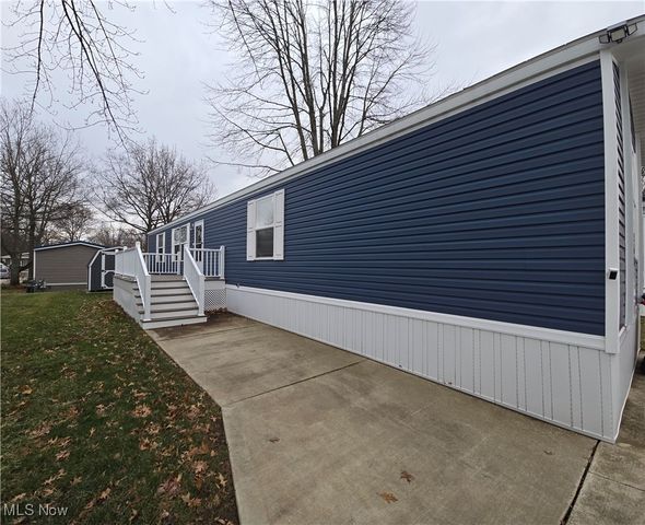 268 Westwoods Street, Amherst, OH 44001