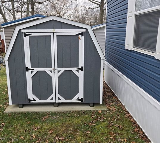 268 Westwoods Street, Amherst, OH 44001