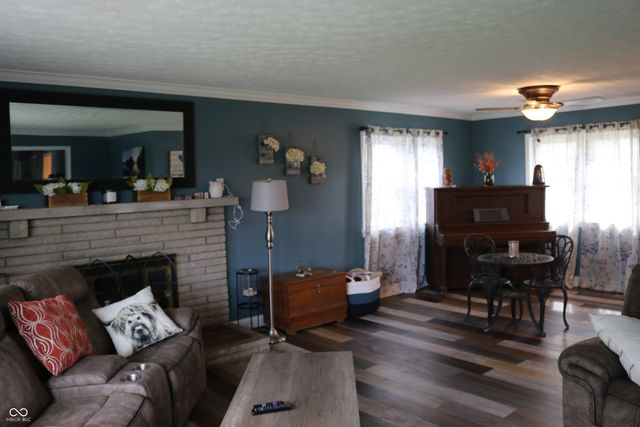 1266 N Morgantown Road, Greenwood, IN 46142