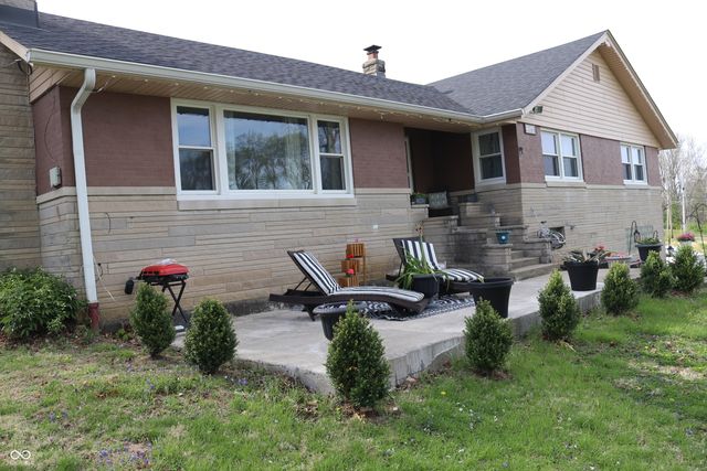 1266 N Morgantown Road, Greenwood, IN 46142