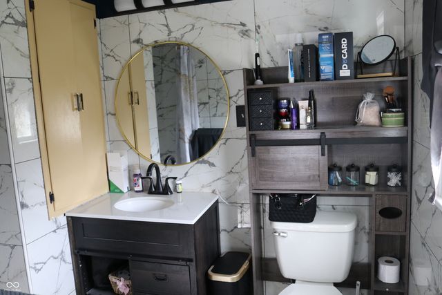 1266 N Morgantown Road, Greenwood, IN 46142