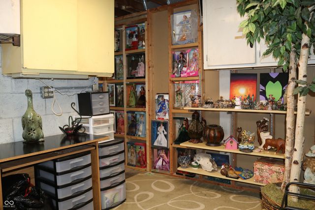 1266 N Morgantown Road, Greenwood, IN 46142