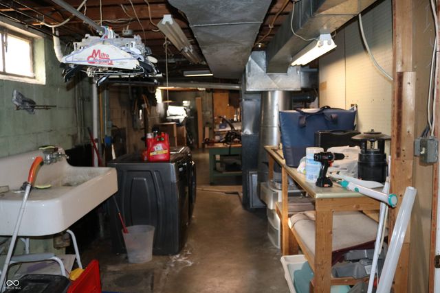 1266 N Morgantown Road, Greenwood, IN 46142