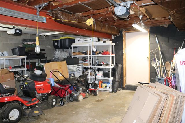 1266 N Morgantown Road, Greenwood, IN 46142