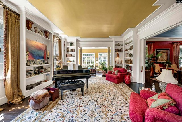 121 Saluda Avenue, Columbia, SC 29205