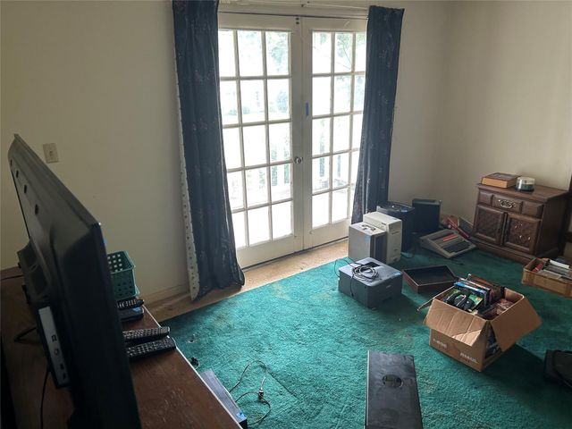5203 Pine Arbor Drive, Houston, TX 77066