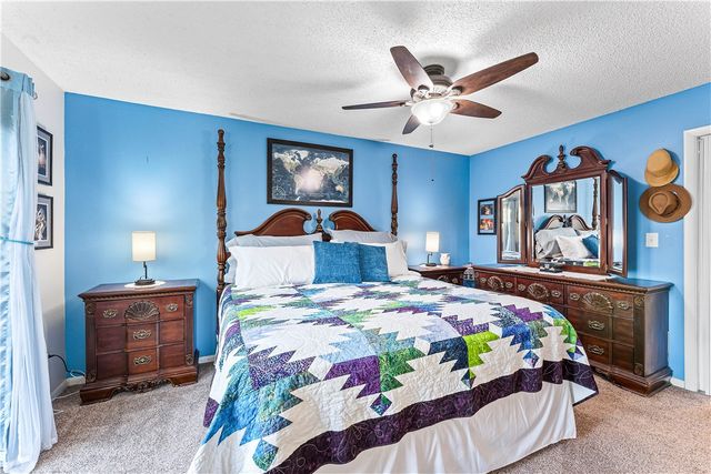 8464 Par Lane, Rogers, AR 72756