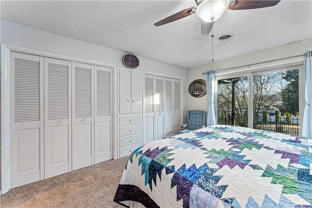 8464 Par Lane, Rogers, AR 72756