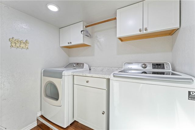 8464 Par Lane, Rogers, AR 72756