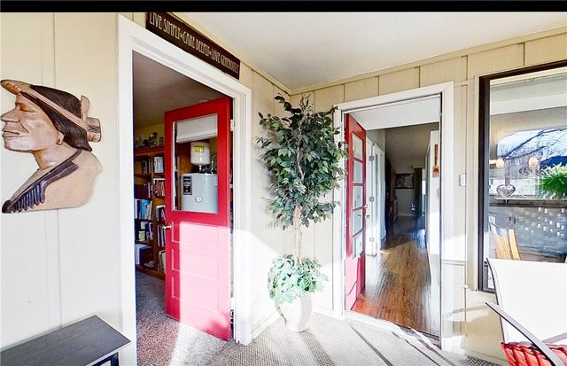 8464 Par Lane, Rogers, AR 72756