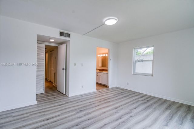 5259 SW 40th Ave 26, Dania Beach, FL 33314